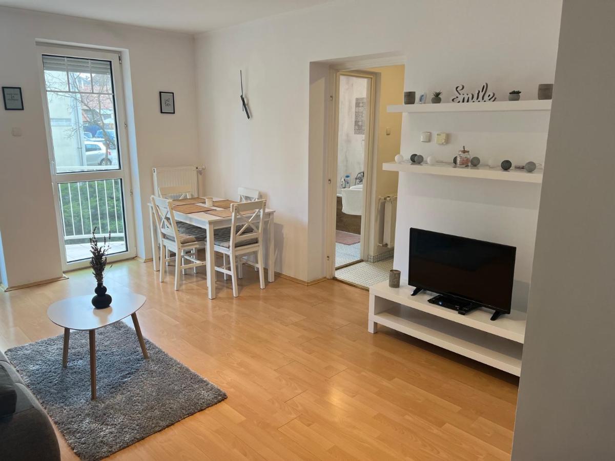 Belvarosi Apartman Eger Eksteriør bilde